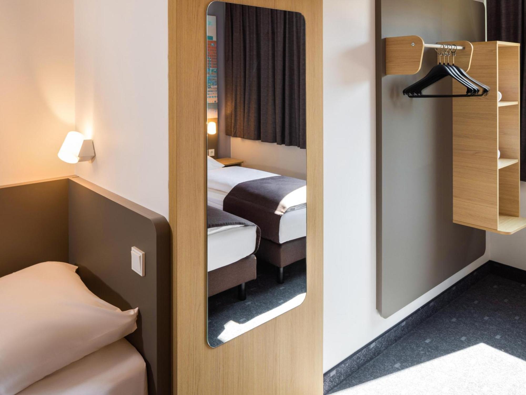 B&B Hotel Kiel-City エクステリア 写真