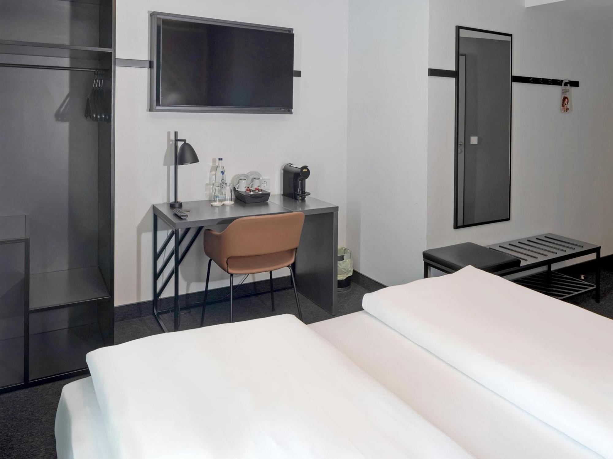 B&B Hotel Kiel-City エクステリア 写真
